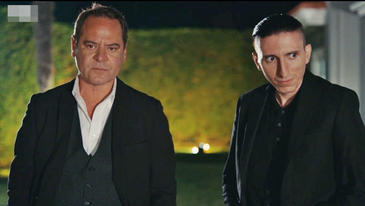 Сериал "Под прикрытием"